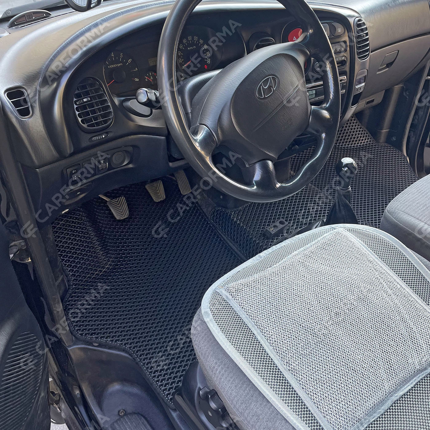 Коврики на Hyundai Starex 1996&nbsp;-&nbsp;2007 в Москве