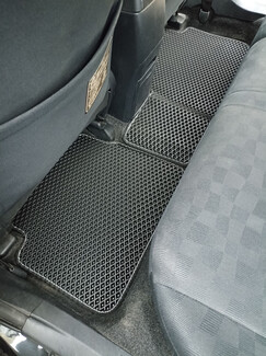 Коврики на Toyota Corolla Fielder (E14) 2006 - 2012 в Москве Коврики на Toyota Corolla Fielder (E14) 2006 - 2012 в Москве