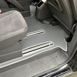 Водительские eva коврики Volkswagen Multivan (T7) 2021&nbsp;-&nbsp;2026 в Москве