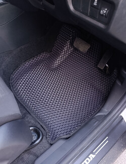 EVA коврики на Honda WR-V III 2023 - 2025 в Москве EVA коврики на Honda WR-V III 2023 - 2025 в Москве