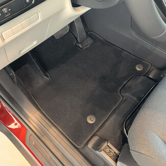 Коврики на KIA Carnival IV 7 мест без оттоманок 2020 - 2025 в Москве Коврики на KIA Carnival IV 7 мест без оттоманок 2020 - 2025 в Москве