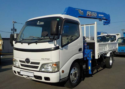 Ворсовые коврики на Hino 300 I узкая кабина 1999 - 2015 в Москве