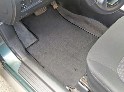 Ворсовые коврики на Mitsubishi Outlander 2001 - 2009 в Москве