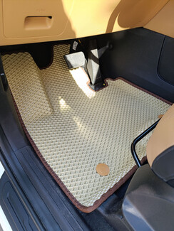 Коврики на KIA Carnival IV 7 мест без оттоманок 2020 - 2025 в Москве Коврики на KIA Carnival IV 7 мест без оттоманок 2020 - 2025 в Москве